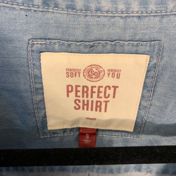 ๐ blue button up ๐ - Picture 6 of 7